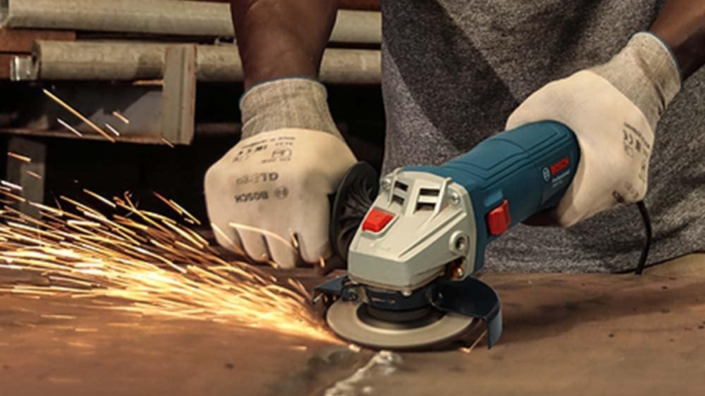 Esmerilhadeira Bosch GWS 700 é Potente